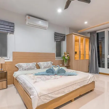 5 Bedrooms Modern Pool * Pattaya
