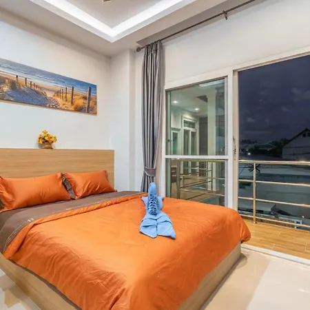 5 Bedrooms Modern Pool *