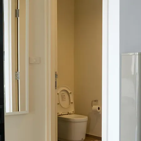 Unixx Apartment *