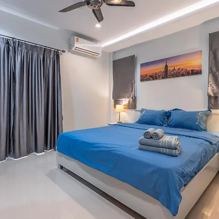 วิลล่า 5 Bedrooms Modern Pool Pattaya