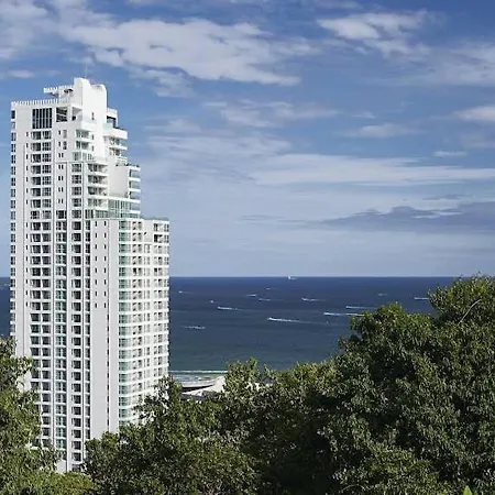 Hill And Super Seaview Apartment Pattaya