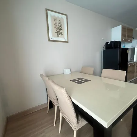The Grand Apartment *