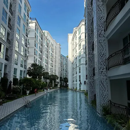 Garden Olympus Apartment Pattaya