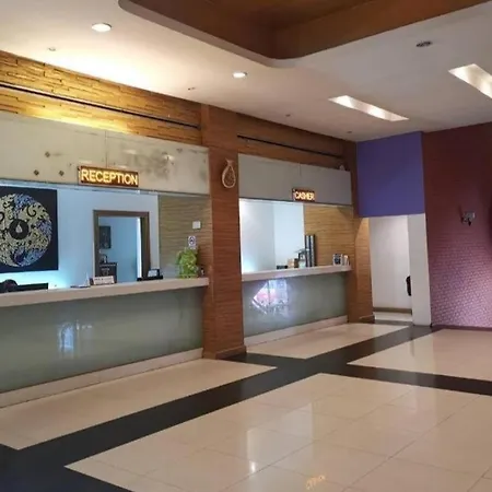 โรงแรม Suncity 4*