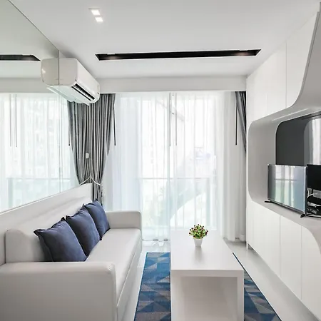 New Superb One-bedroom In The Heart Of