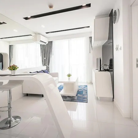 New Superb One-bedroom In The Heart Of Apartment