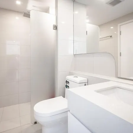 Apartment New Superb One-bedroom In The Heart Of