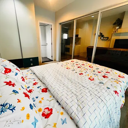 Apartment 1br Near Soi 6 *