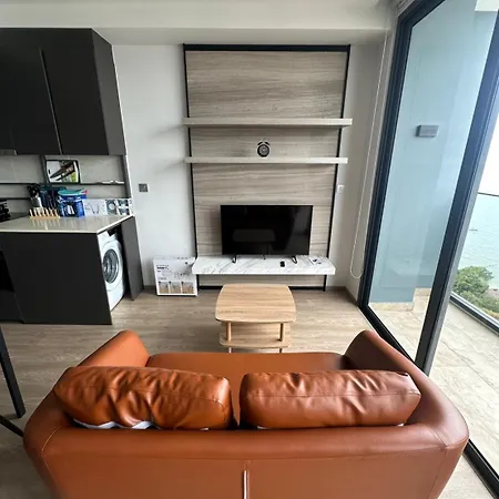 Beachfront 1br With Breathtaking Views