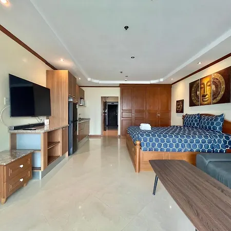 Apartment View Talay 6 By Pat 42 *
