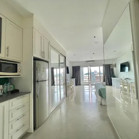 Apartment View Talay 6 By Pat 42 Pattaya