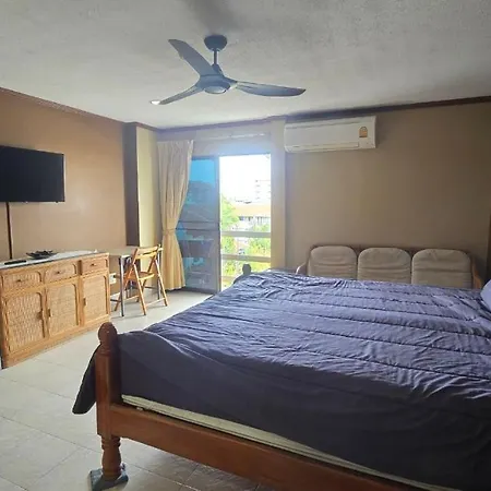 Diana Estate Condominium Soi Buakhaw Tree Town Market Apartment *