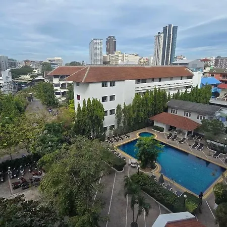 Diana Estate Condominium Soi Buakhaw Tree Town Market Apartment Pattaya