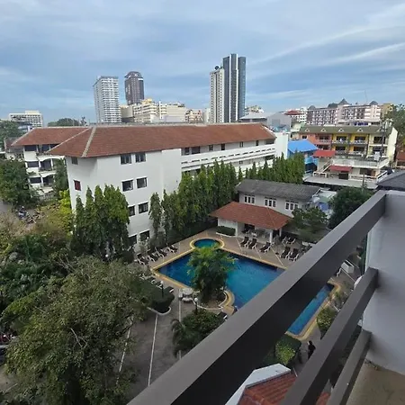 Diana Estate Condominium Soi Buakhaw Tree Town Market Apartment *