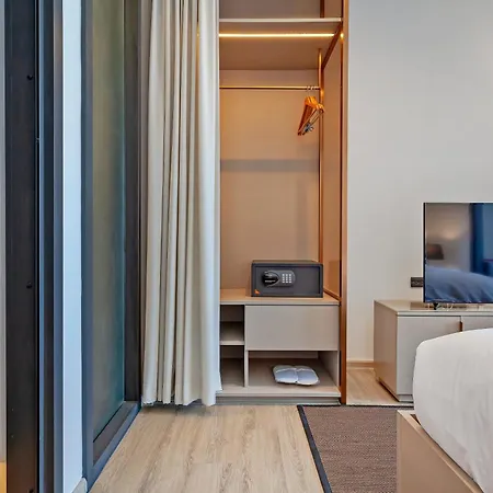 Edge Sea View High Floor 23,26 Aparthotel 4*