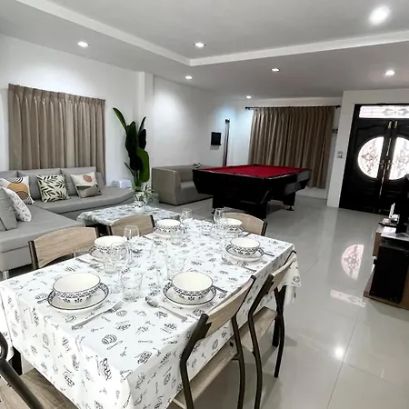 Sunshine Near Private Pool Villa Pattaya