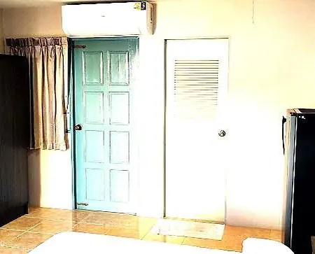 Hotel Residency And Pool