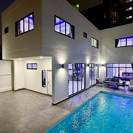Pool 435 Nearby Walking Street * Pattaya