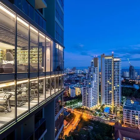 Apartment Sea View Great Location *