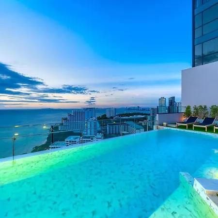 Sea View Great Location Apartment
