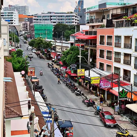 Hotel 4 Palms Pratumanak Pattaya