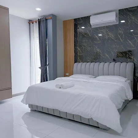 Near Three Town 4beds 5baths South Pattaya