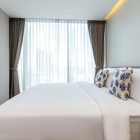โรงแรม Akara 5*