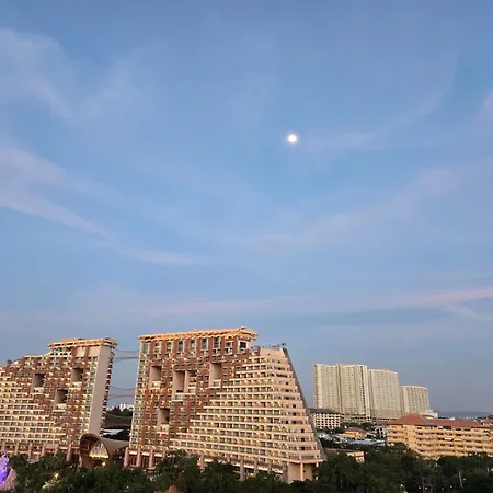Apartment Premium Oceanview Pattaya