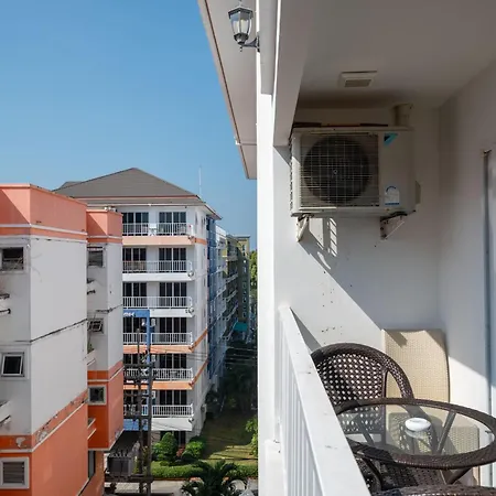 New Nordic Club 3 By Apartwell Apartment
