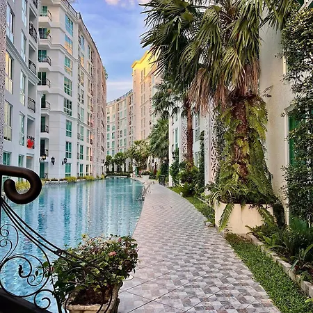Garden Olympus Balcony Near Walking Street Apartment Pattaya