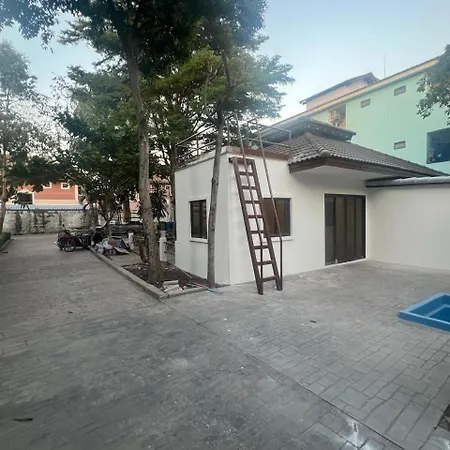 Villa Nine Blue 4 Bd