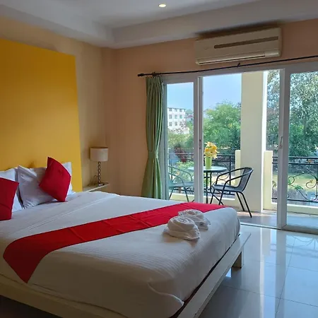 โรงแรม Aura Pattaya
