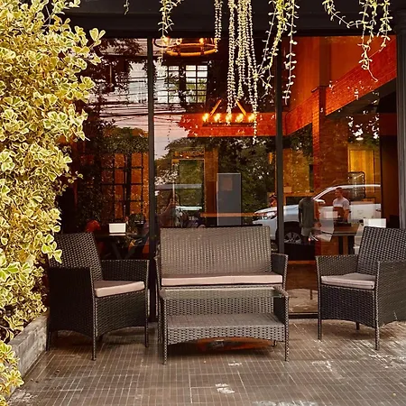 Friends Station & Cafe Hostel