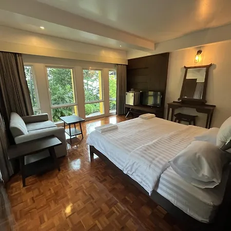 Molecular Cloud Lodge