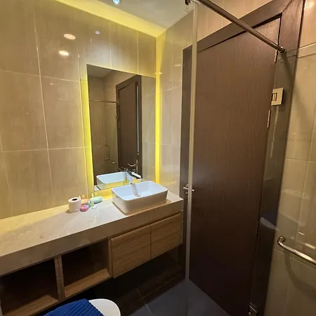Apartment The Point Pratumnak By Psr Pattaya