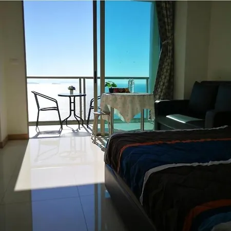 Apartment Riviera Wongamat Tower Pattaya