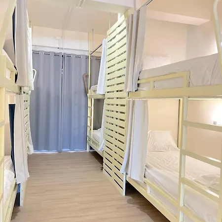 Hostel Wonderful