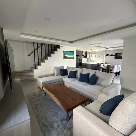 Deluxe Midtown 3bed *