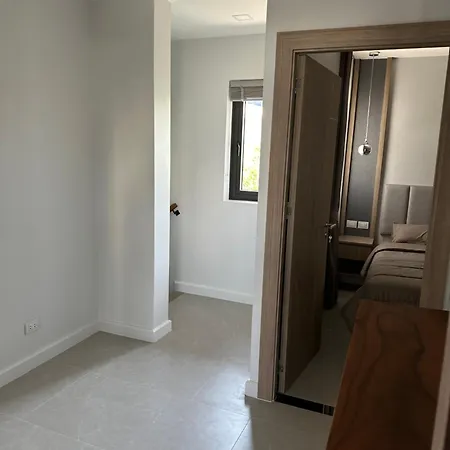 Deluxe Midtown 3bed