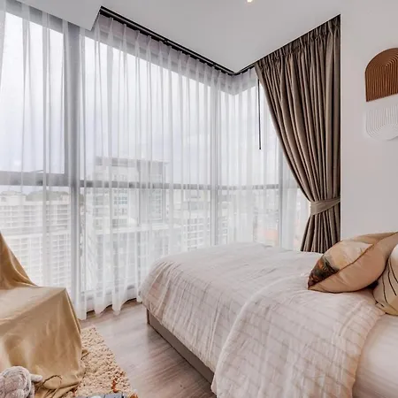 Exclusive High Floor 2 Bed Sea View Luxury Apartment *