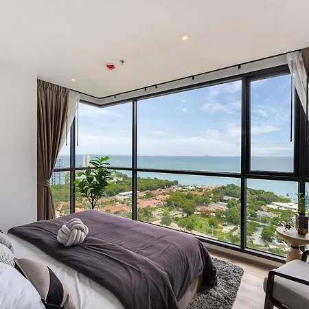 Exclusive High Floor 2 Bed Sea View Luxury Apartment *