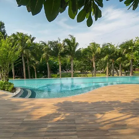Sea View Unixx Near Walking Street Apartment