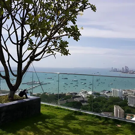 Sea View Unixx Near Walking Street