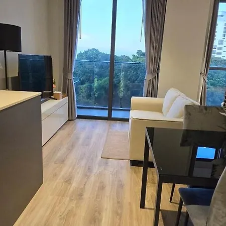 Sea View Great Location Apartment