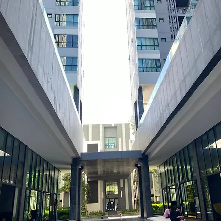 Pattaya Central Beach Apartment *