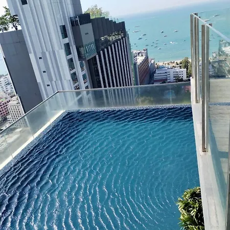 Pattaya Central Beach Apartment Apartment