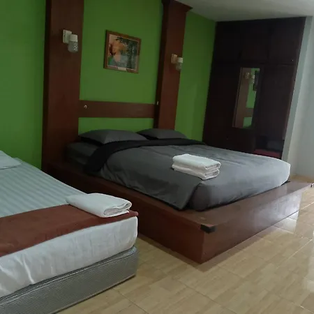 Green Beach Pattaya 2*