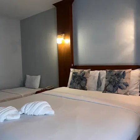 Green Beach Pattaya โรงแรม