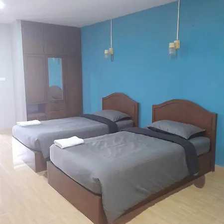 Green Beach Pattaya โรงแรม 2*
