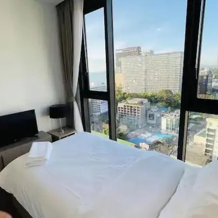 The Edge X Monthstayz Thailand อพาร์ทเม้น